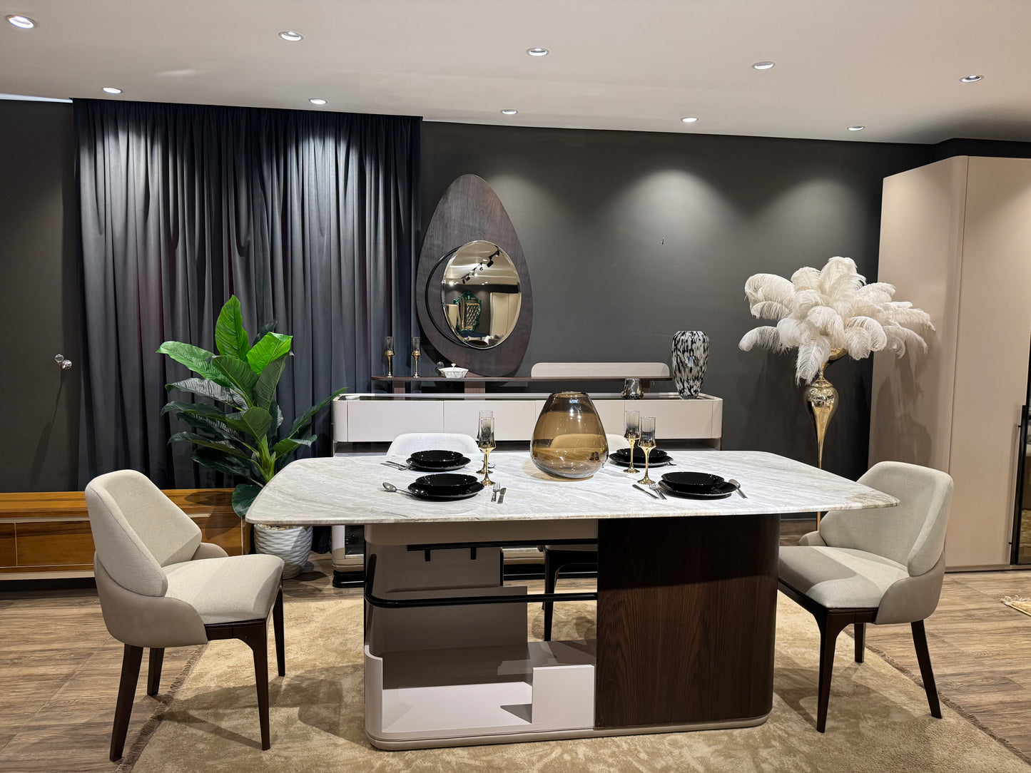 Avellino Dining Room