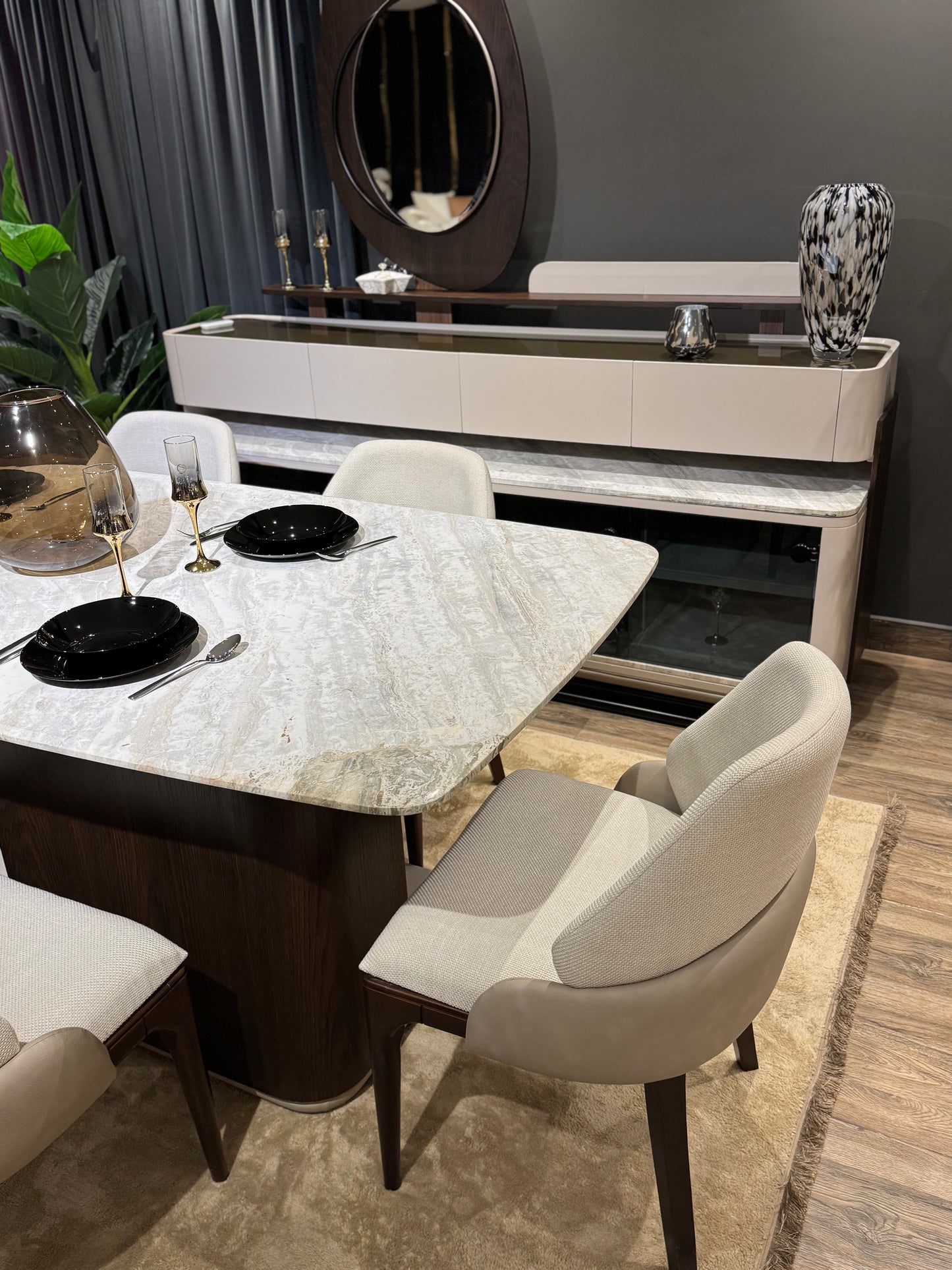 Avellino Dining Room