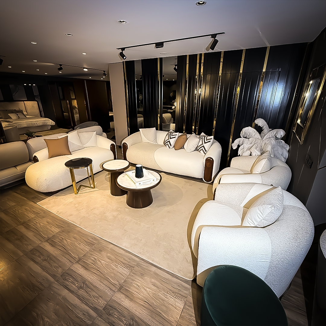 Roots Salon