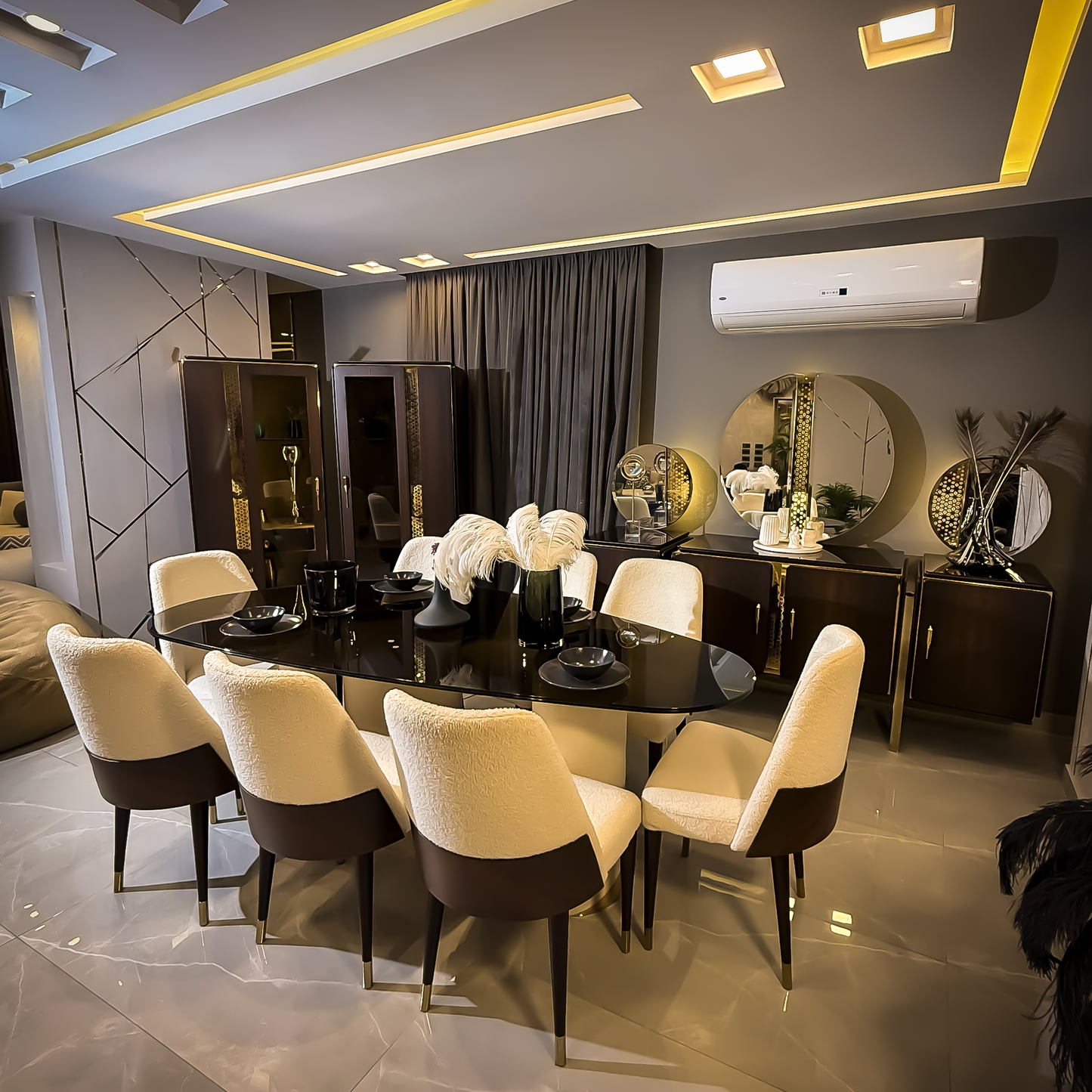 Elura Dining Room