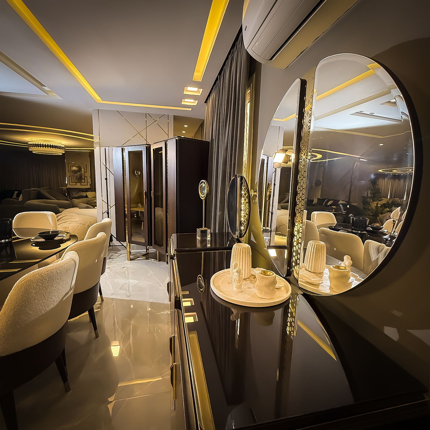 Elura Dining Room