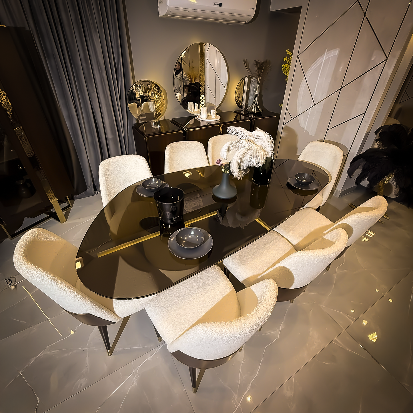 Elura Dining Room