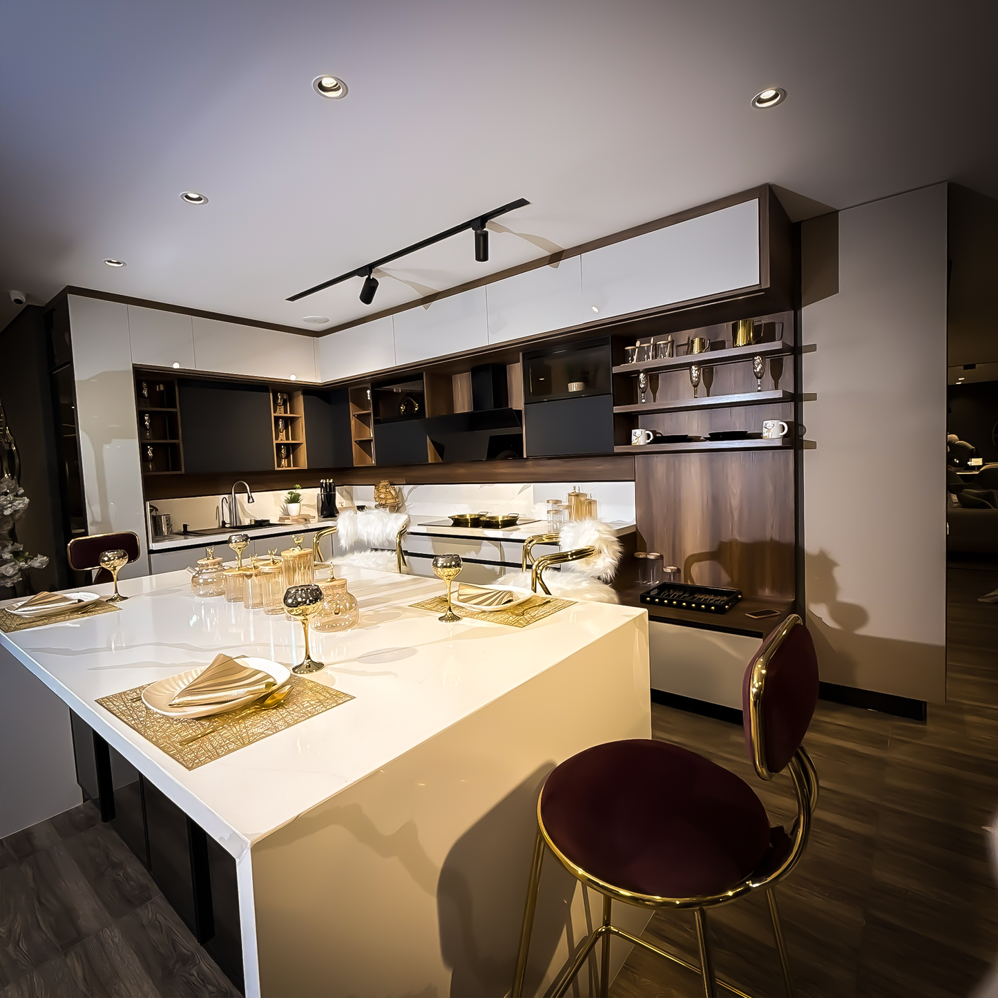 Kitchen pending