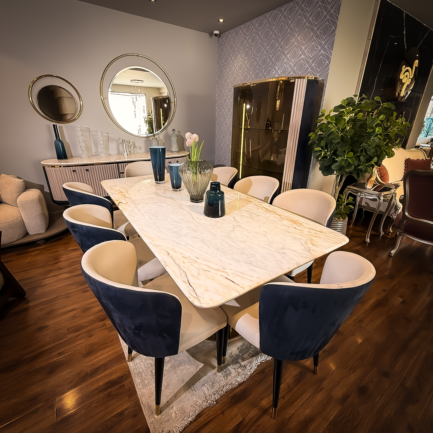 Panamera Dining room